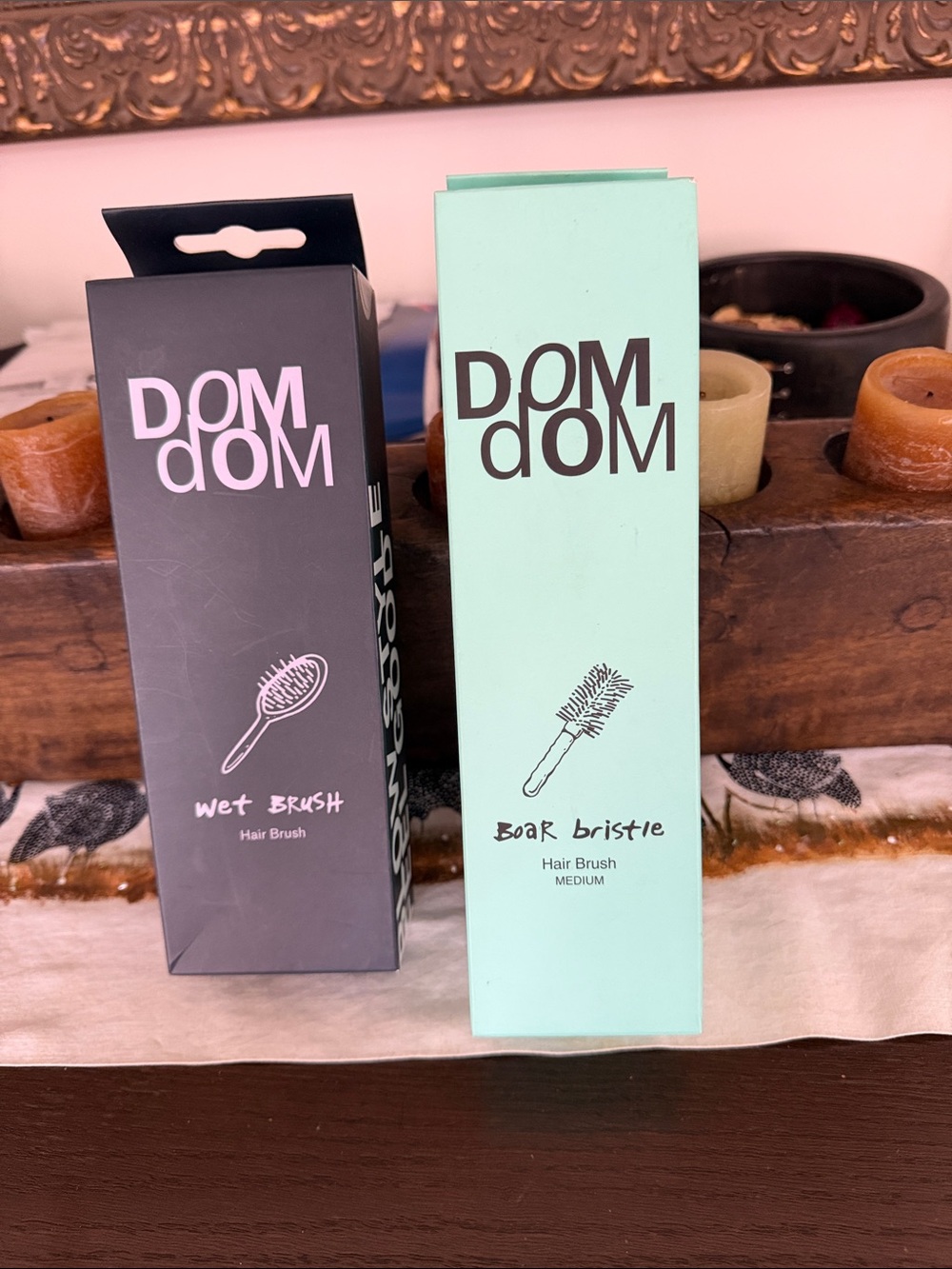 2 “DOMDOM” Brushes. 1 wet brush 1 Boar Bristle Brush